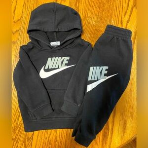Toddler Nike Sweatsuit